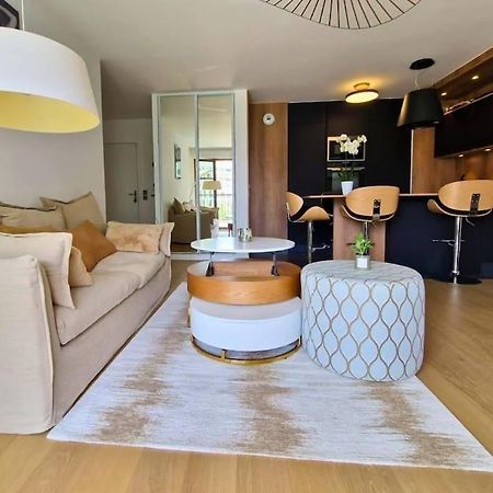 Sublime Appartement 4 Etoiles Neuf T3 Aputeaux 61M2 Proche La Defense, 10M2 De Terrasse Avec Magnifique Vue Екстериор снимка