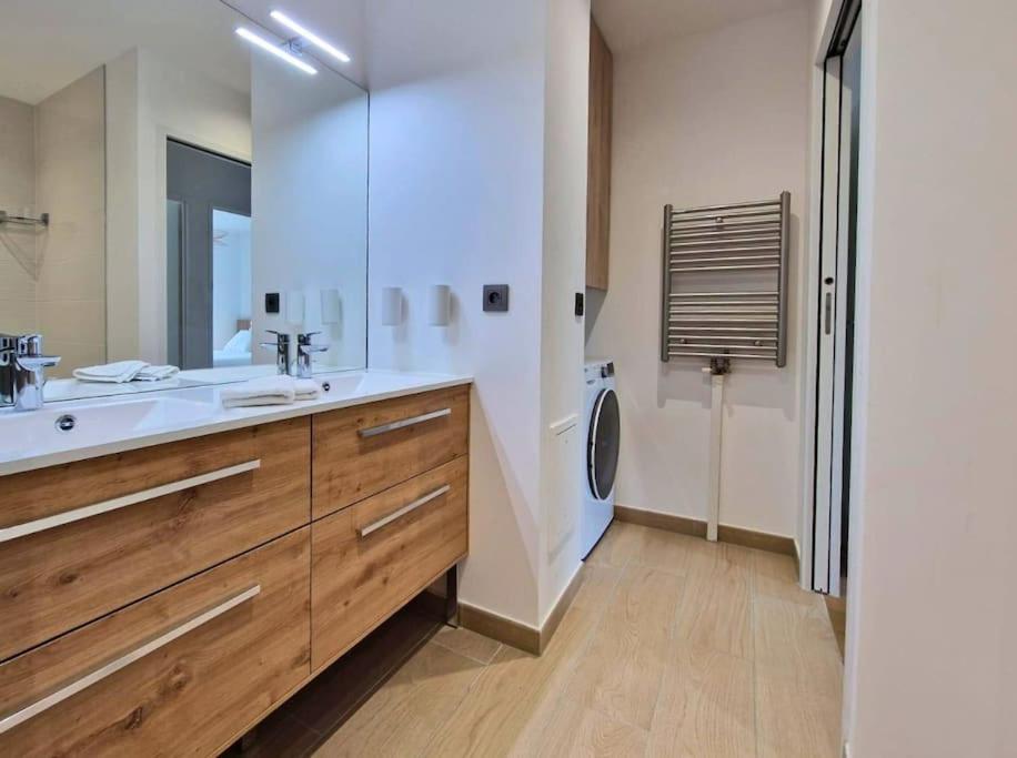 Sublime Appartement 4 Etoiles Neuf T3 Aputeaux 61M2 Proche La Defense, 10M2 De Terrasse Avec Magnifique Vue Екстериор снимка