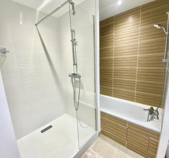 Sublime Appartement 4 Etoiles Neuf T3 Aputeaux 61M2 Proche La Defense, 10M2 De Terrasse Avec Magnifique Vue Екстериор снимка